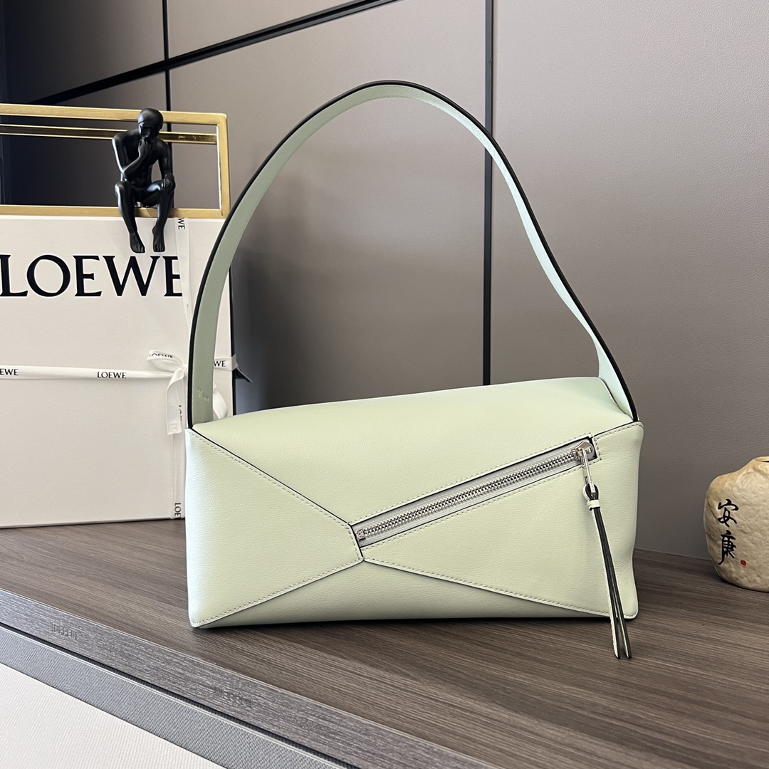 Loewe Puzzle Bags - Click Image to Close